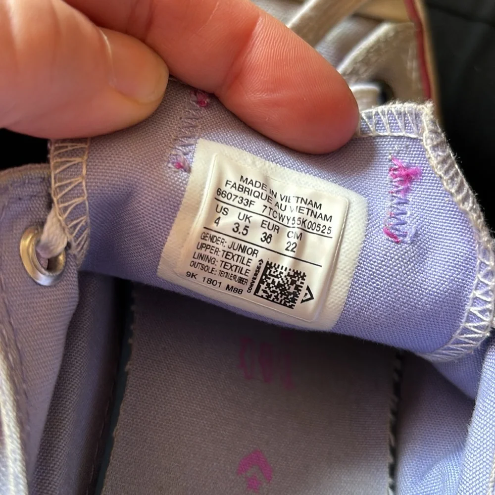 Converse All-Star purple pink casual shoes size 4 big girl